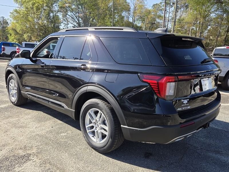 New 2026 Agate Black Metallic Ford Active image 10