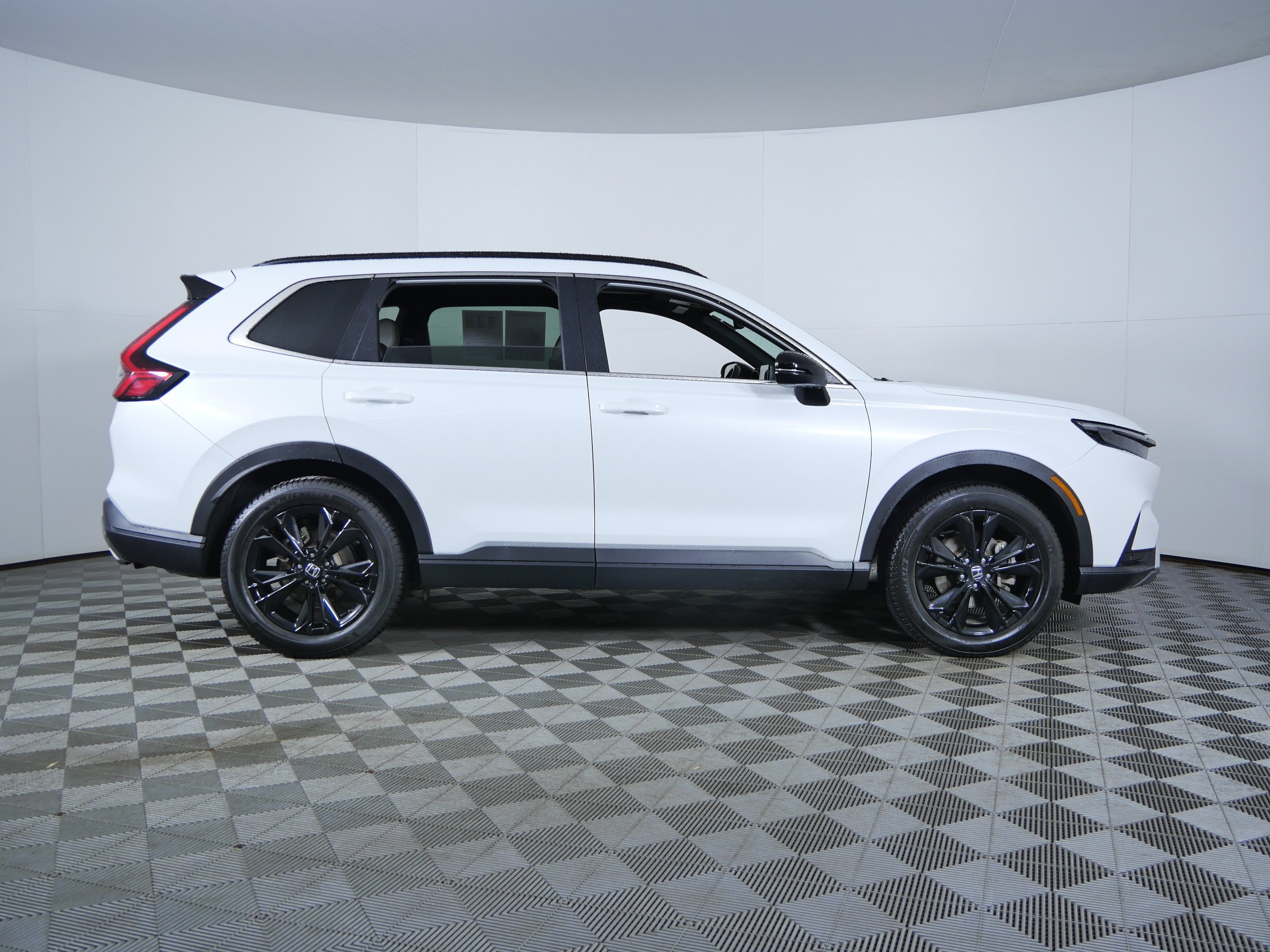 Used 2024 White Honda Sport Touring image 8