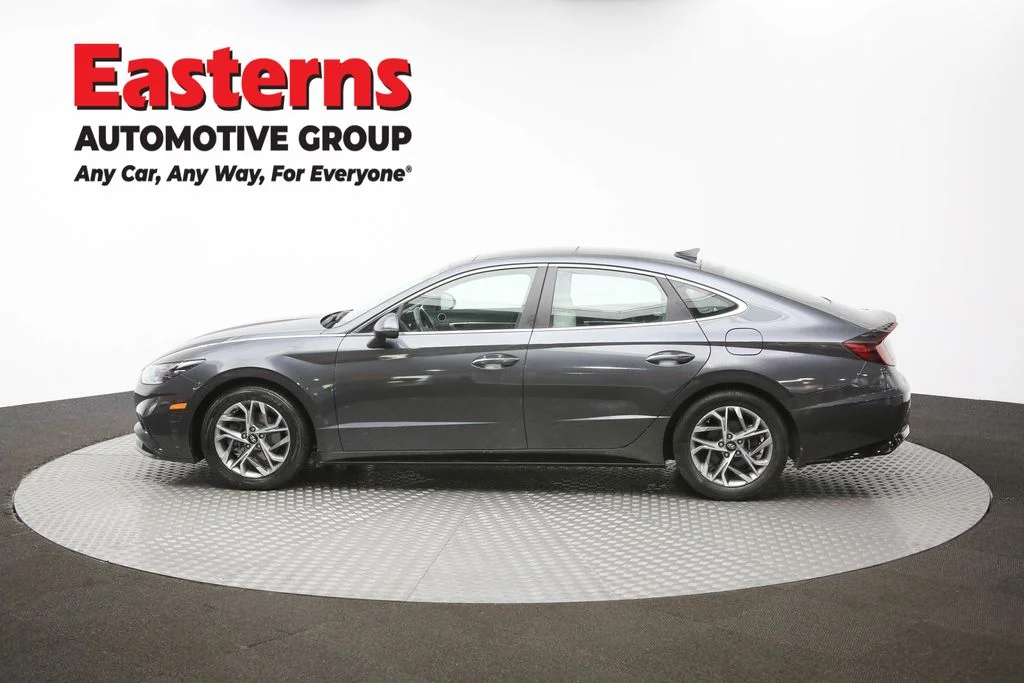 Used 2023 Gray Hyundai SEL image 64