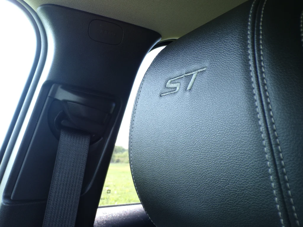 Used 2024 Ocean Blue Metallic Buick Sport Touring image 26