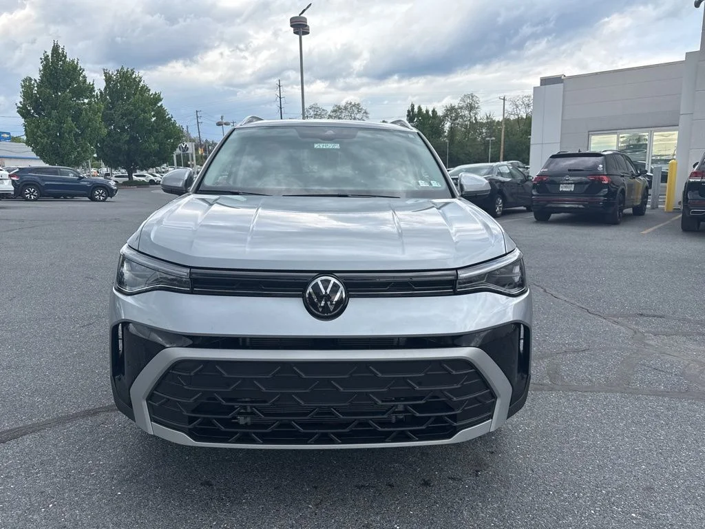 2025 Volkswagen Taos SE - Photo 6