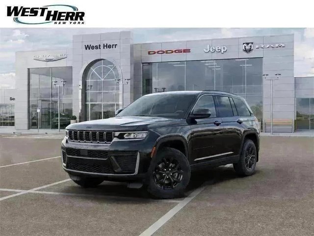2026 Jeep Grand Cherokee Laredo