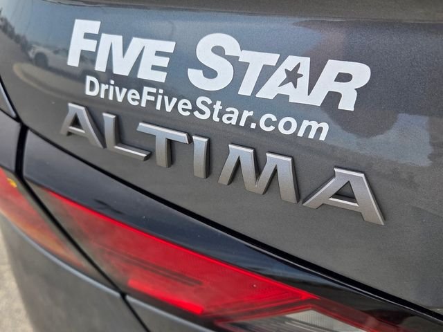 Used 2024 Gray Nissan 2.5 SV image 11