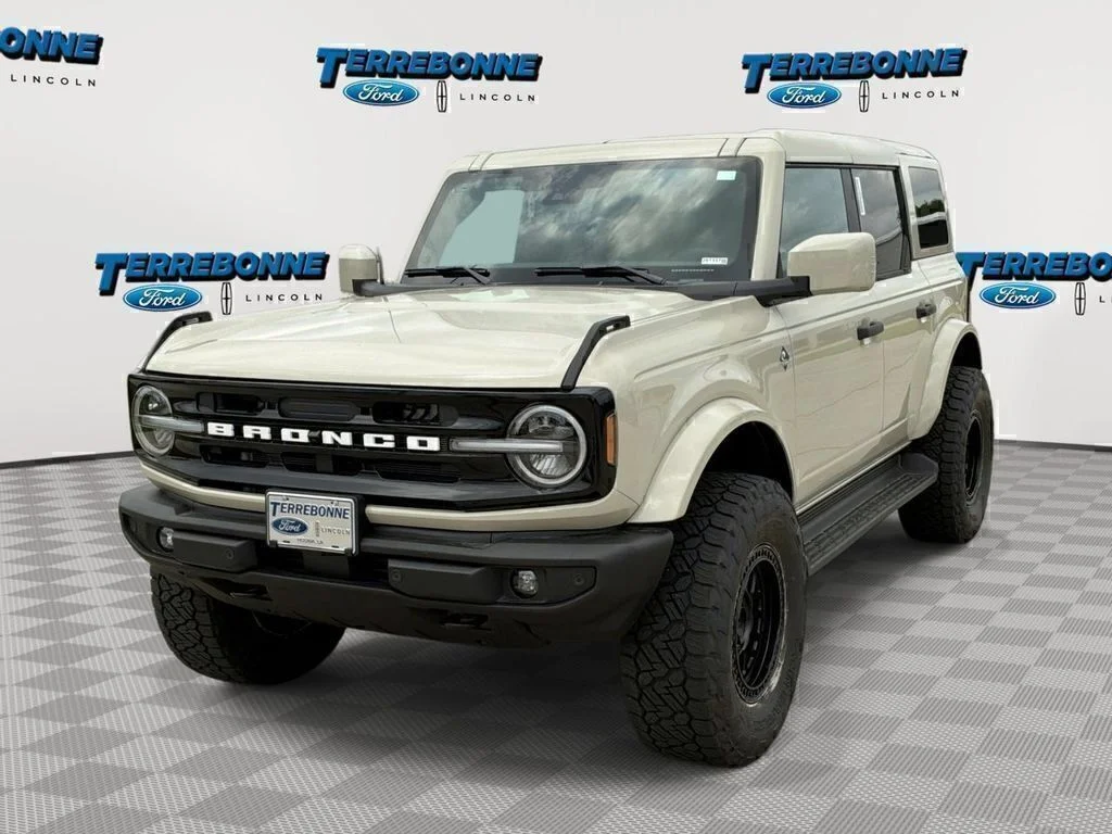 2026 Ford Bronco Outer Banks®