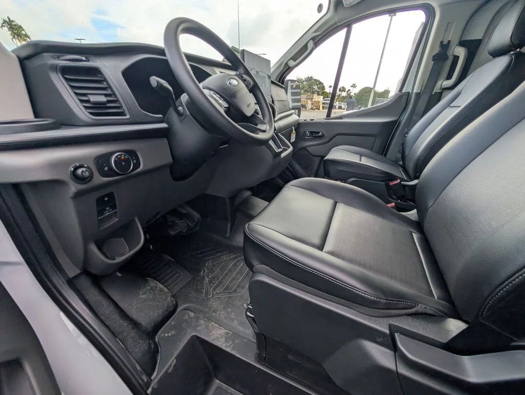 New 2026 Oxford White Ford Cargo Van image 12