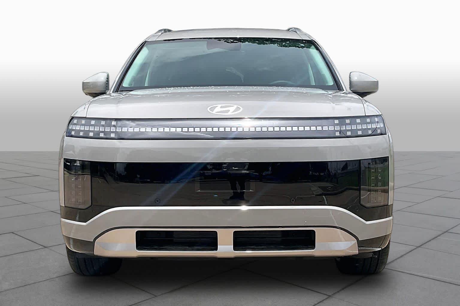Used 2026 Cyber Gray Hyundai SEL image 3