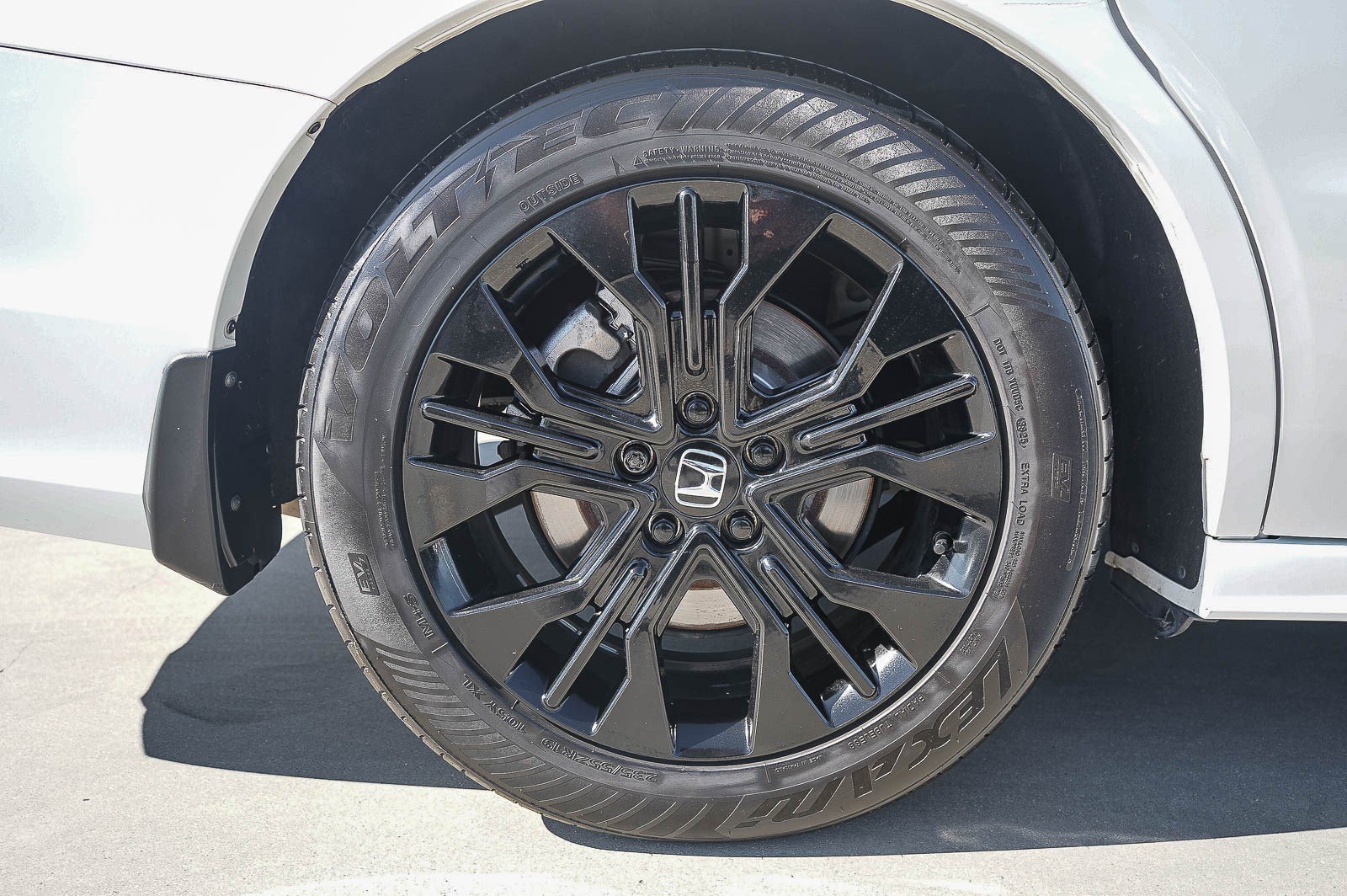 Used 2025 Platinum White Pearl Honda Sport-L image 9