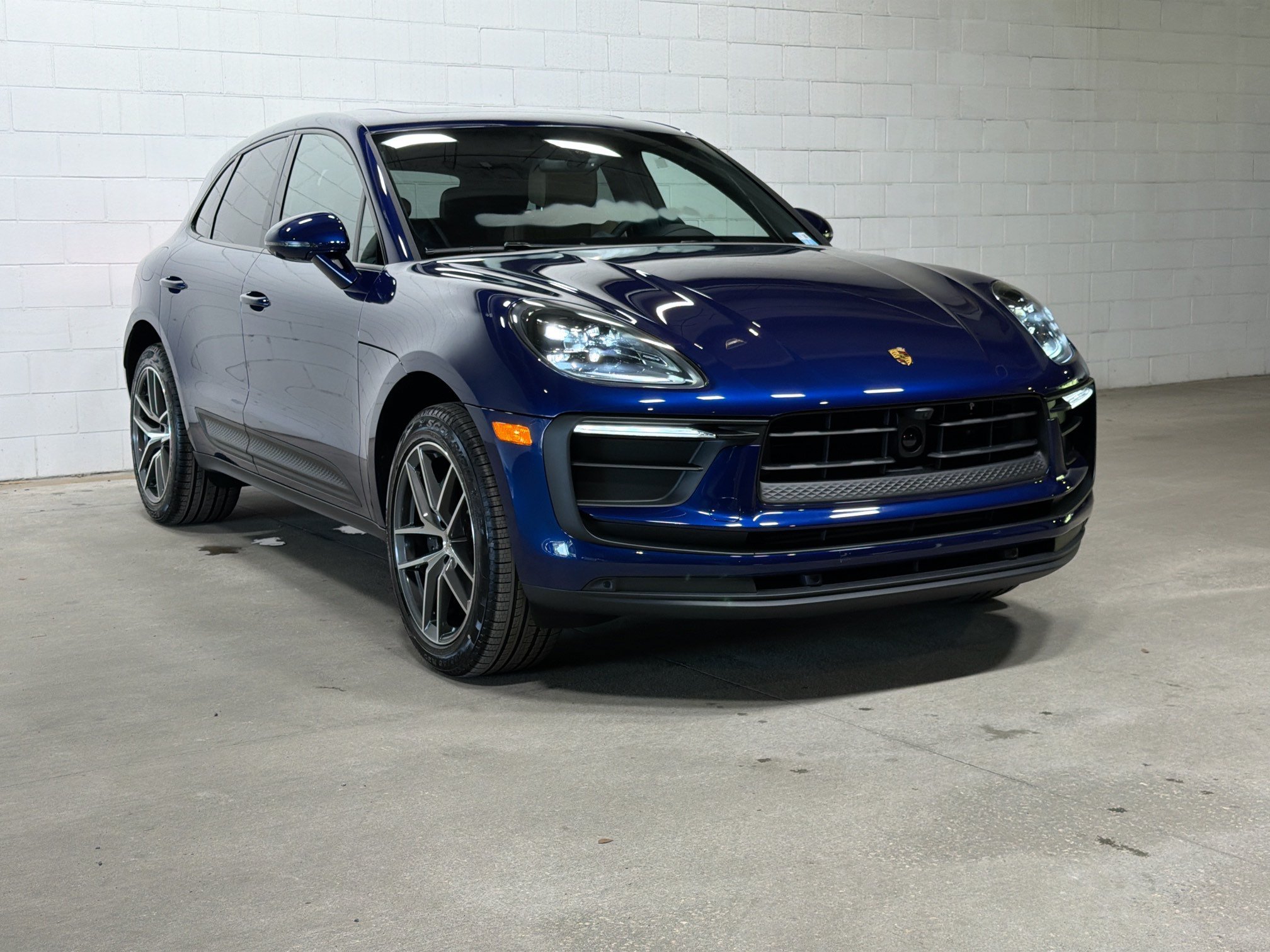 New 2026 Gentian Blue Metallic Porsche  image 6