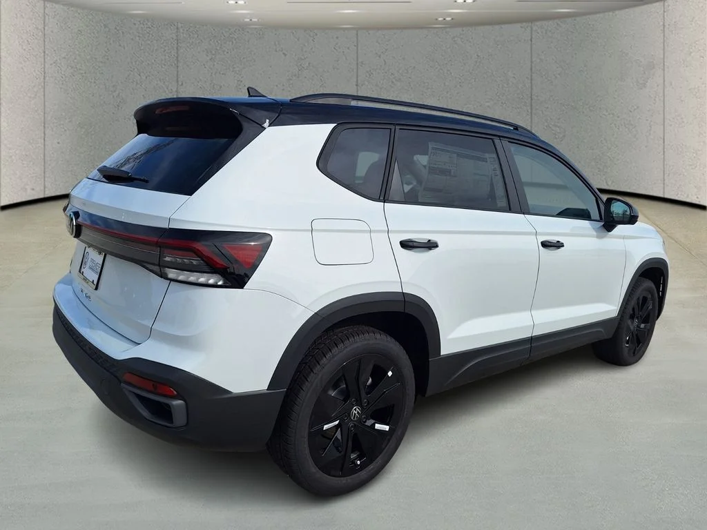New 2026 White Volkswagen 1.5T SE Black image 5