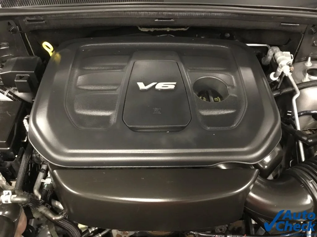 Used 2016 Silver Jeep Limited image 42