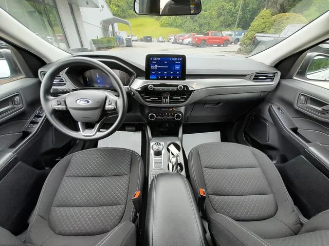 Used 2025 Silver Ford Active image 39