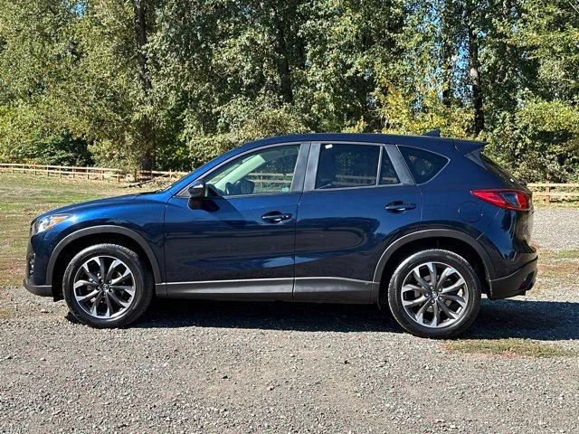 Used 2016 Deep Crystal Blue Mica Mazda Grand Touring image 6