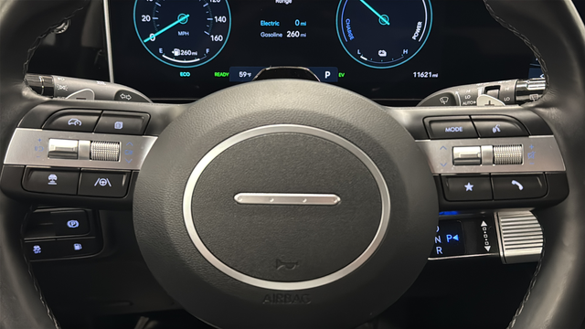 Used 2025 Creamy White Pearl Hyundai Limited image 16
