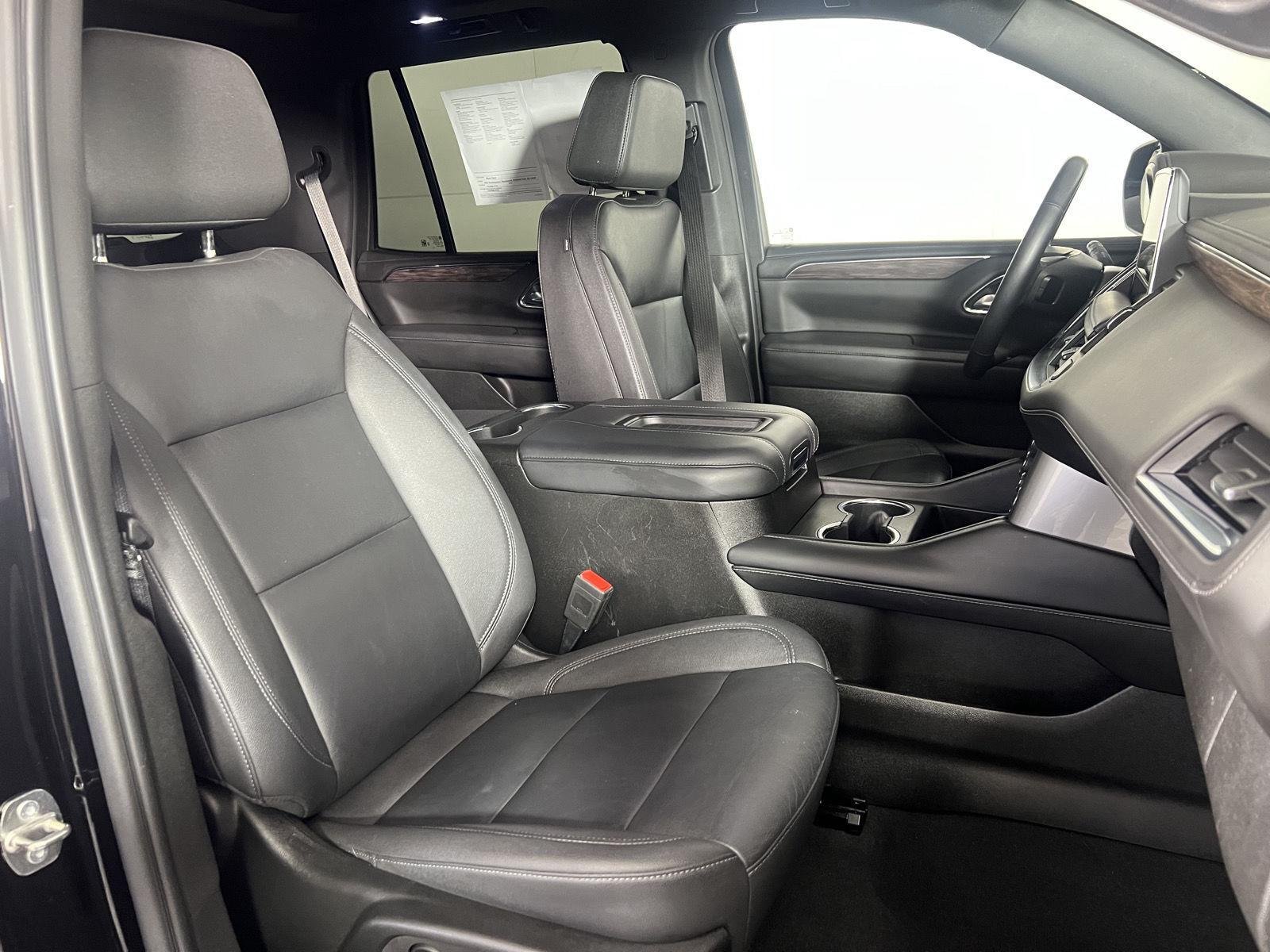 Used 2023 Black Chevrolet Z71 image 26
