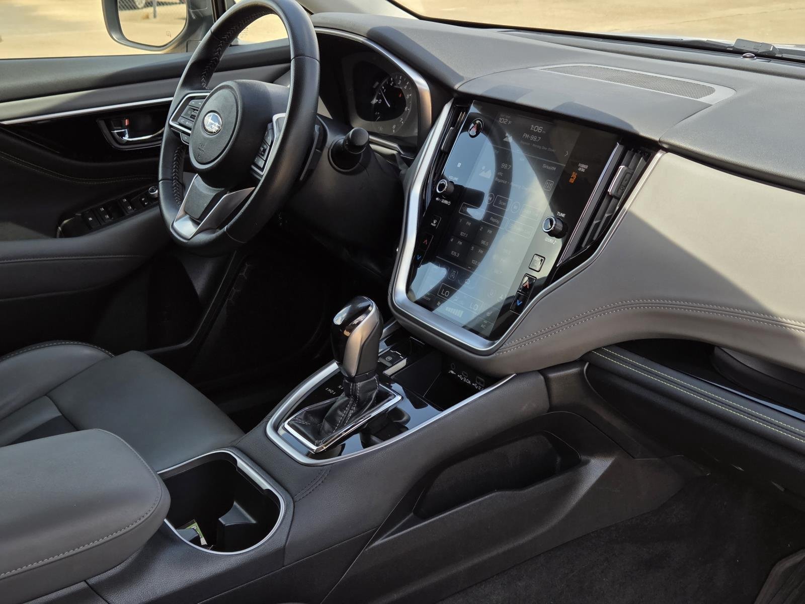 Used 2023 Ice Silver Metallic Subaru Onyx Edition image 39