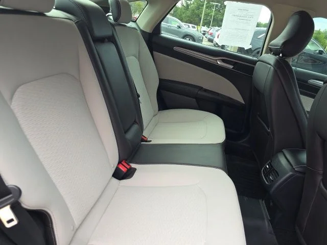 Used 2019 Black Ford SE image 11
