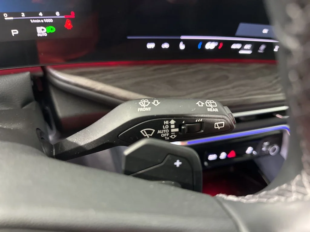 New 2025 White Audi 2.0T Premium image 23