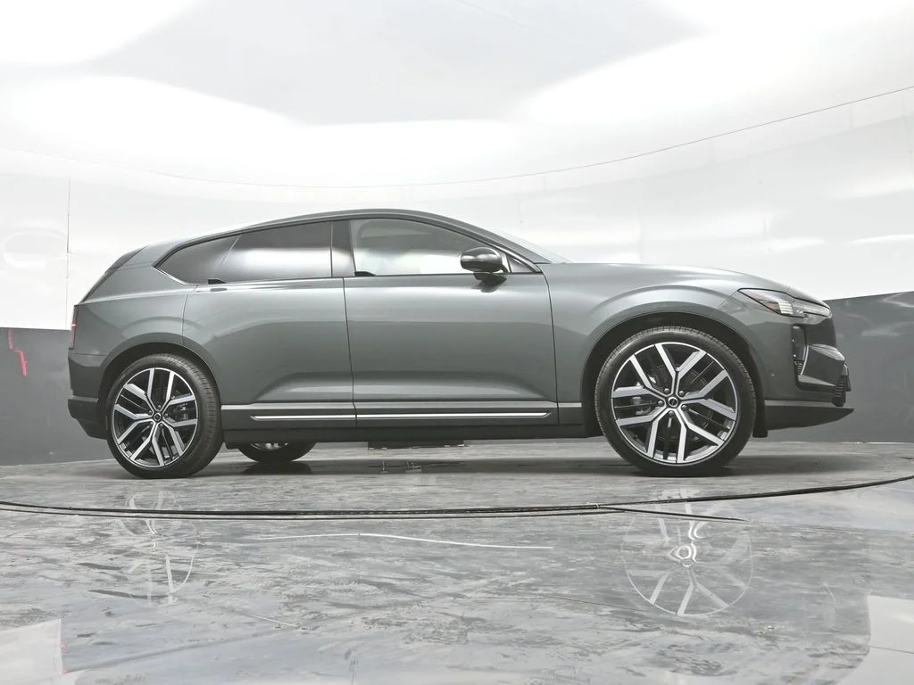 New 2027 Forest Lake Volvo Ultra image 31