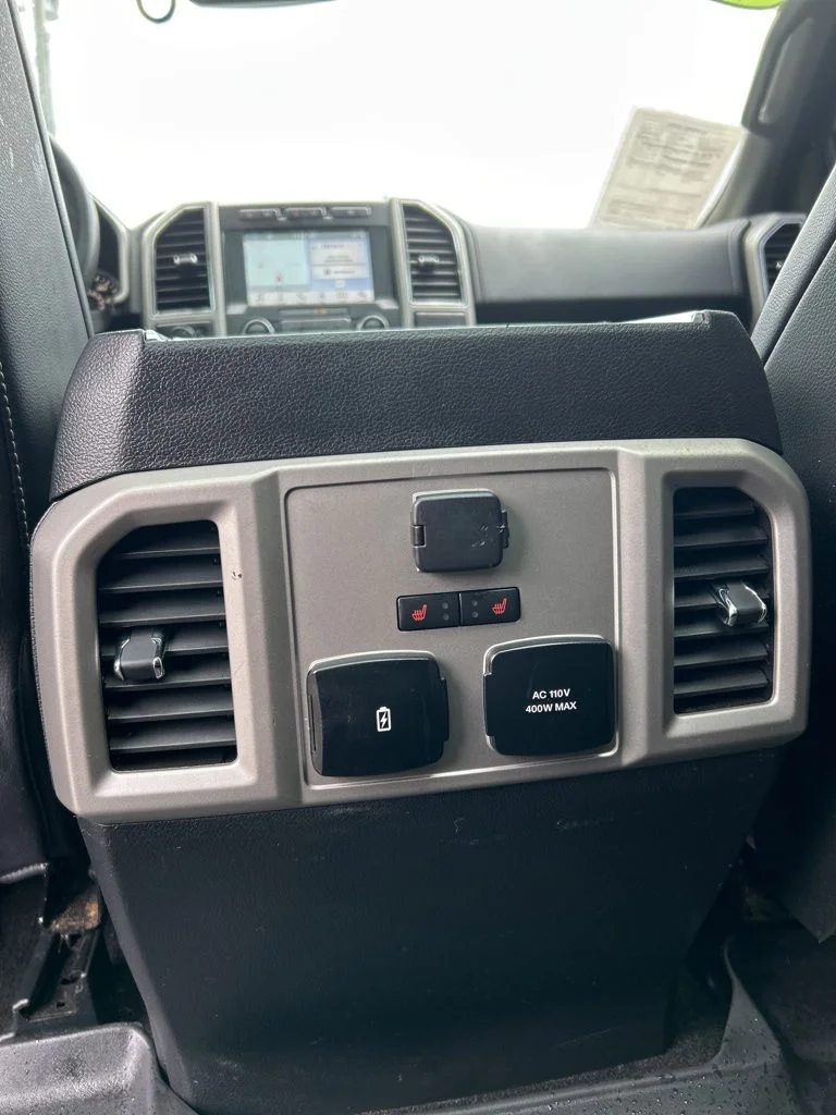 Used 2018 Gray Ford Lariat image 12