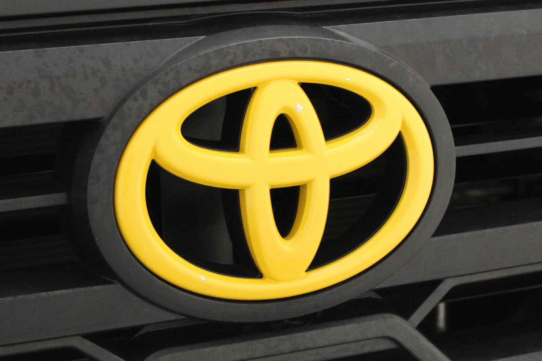 Used 2022 Midnight Black Metallic Toyota SR5 CrewMax 5.5