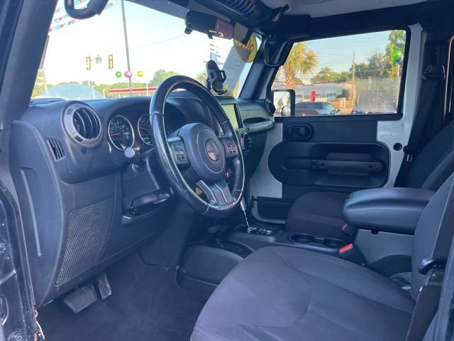 Used 2017 Black Jeep Unlimited Sport image 6