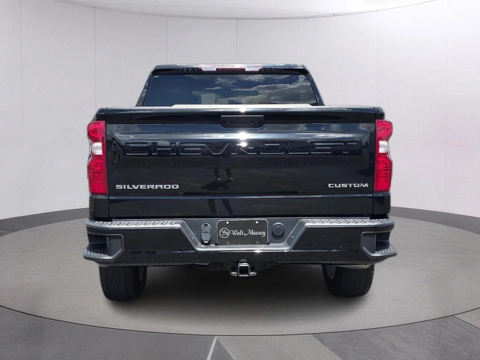 Used 2023 Black Chevrolet Custom image 6