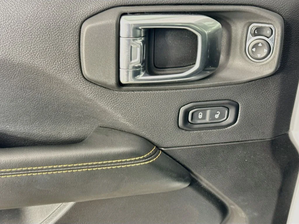 Used 2025 White Jeep Sahara 4xe image 17