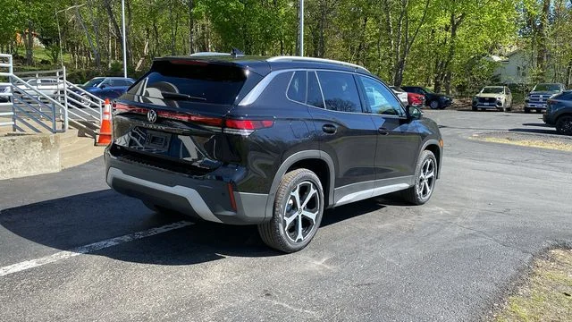 New 2026 Black Volkswagen 2.0T SE image 5