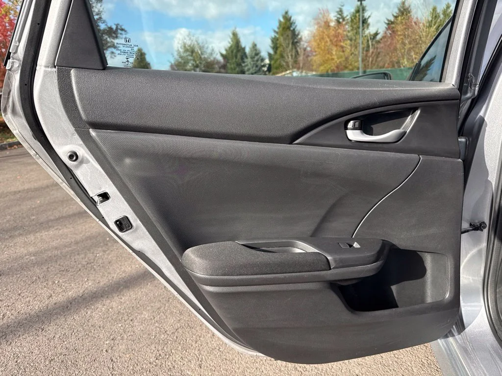 Used 2020 Lunar Silver Metallic Honda EX image 20