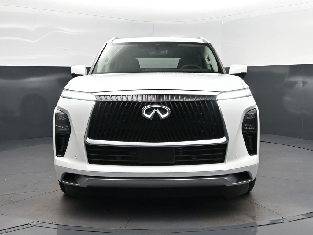 New 2027 RADIANT WHITE INFINITI Luxe 2WD image 10