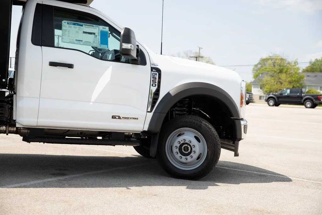 2025 Ford F-550 Super Duty Chassis Cab XL - Photo 13