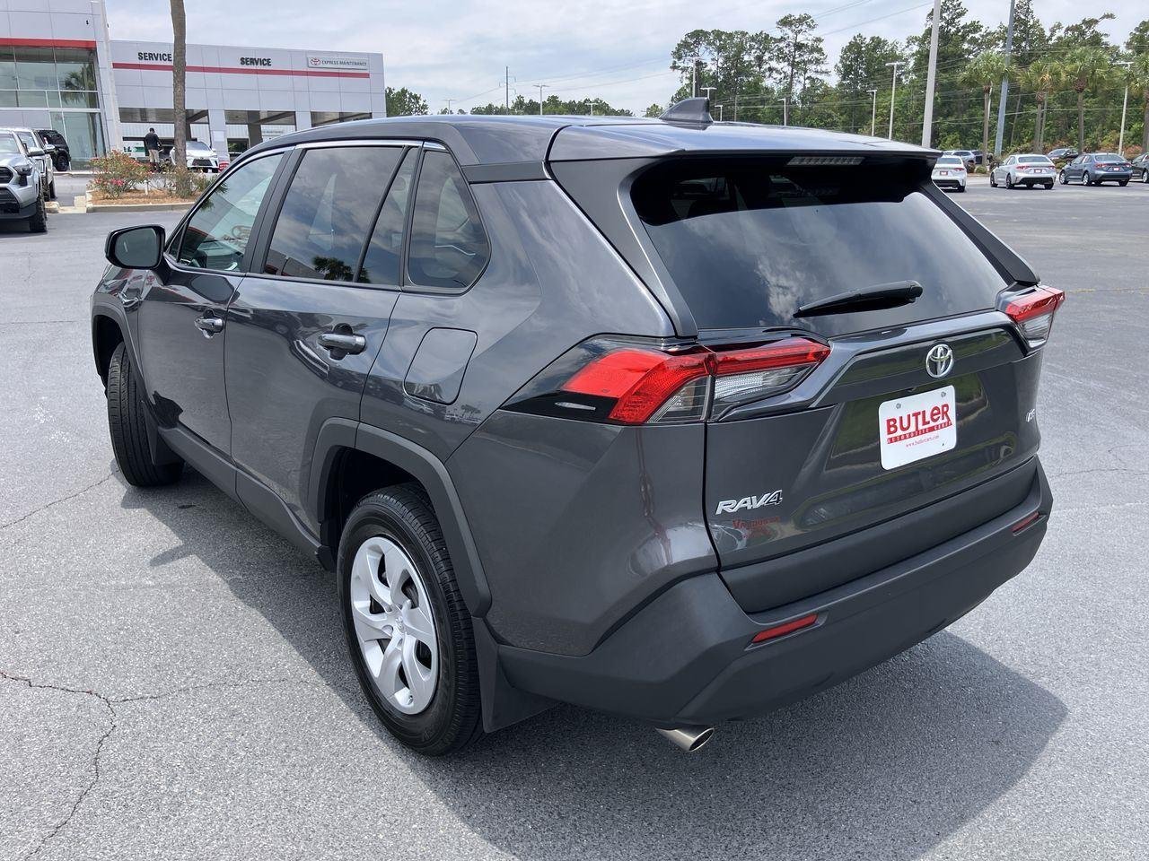 Used 2025 Gray (Magnetic Gray Metallic) Toyota LE image 3