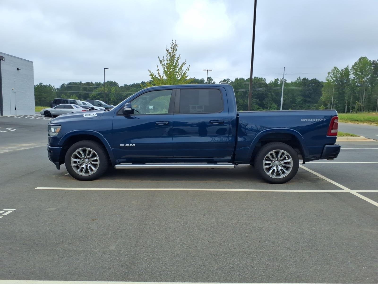 Used 2021 Patriot Blue Pearlcoat Ram Laramie image 16