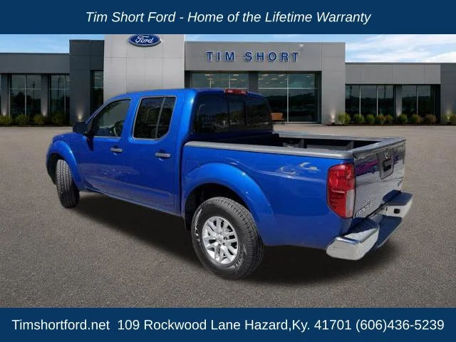 Used 2015 Blue Nissan SV image 4