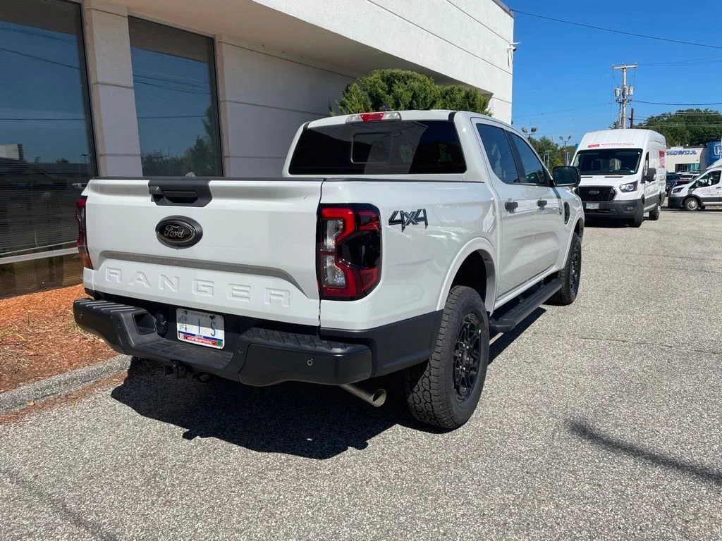 New 2026 AVALANCHE Ford XLT image 13