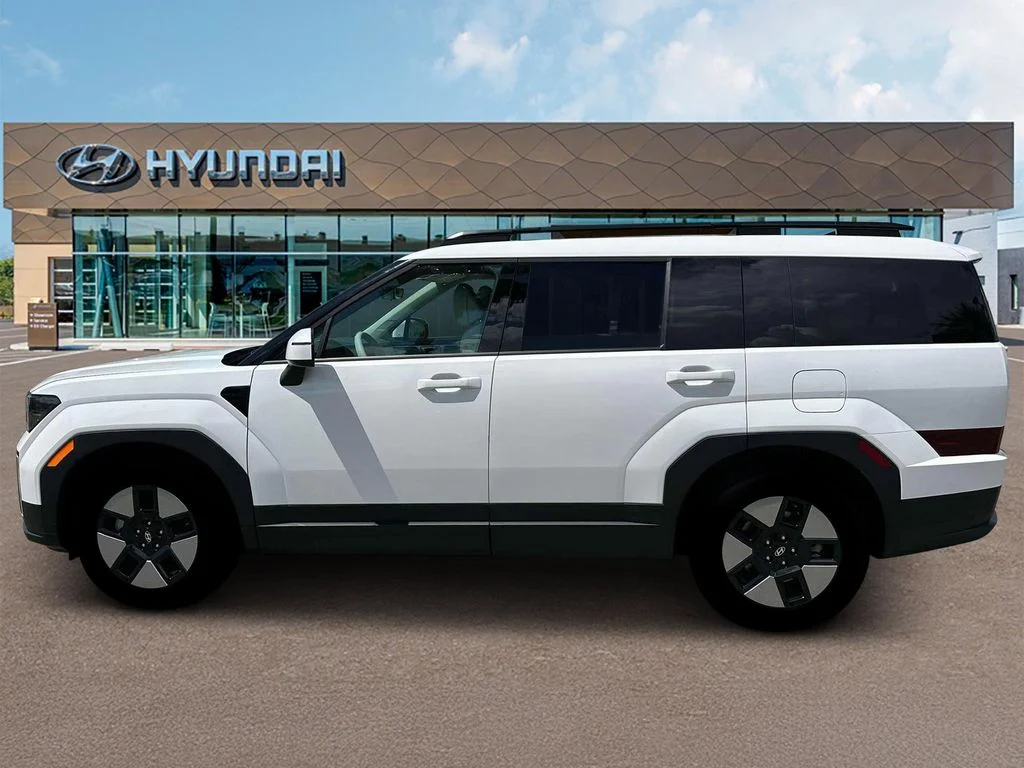 New 2026 White Hyundai SEL image 3