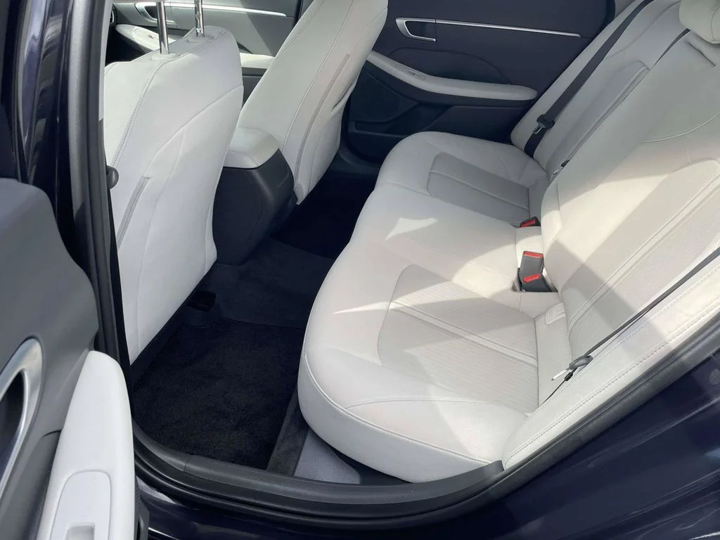 Certified Used 2024 Blue Hyundai SEL image 10