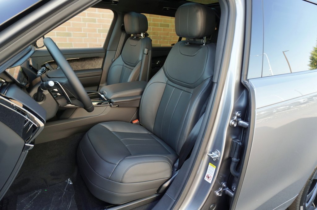 2025 LAND ROVER RANGE ROVER SPORT - Image 11