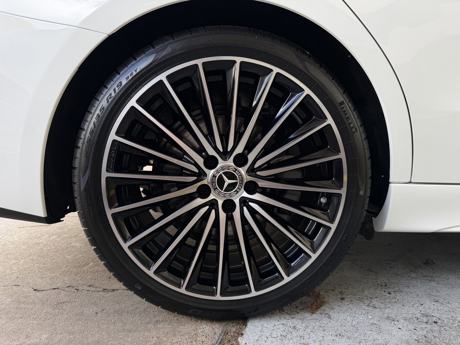 New 2026 Polar White Mercedes-Benz C 300 image 43