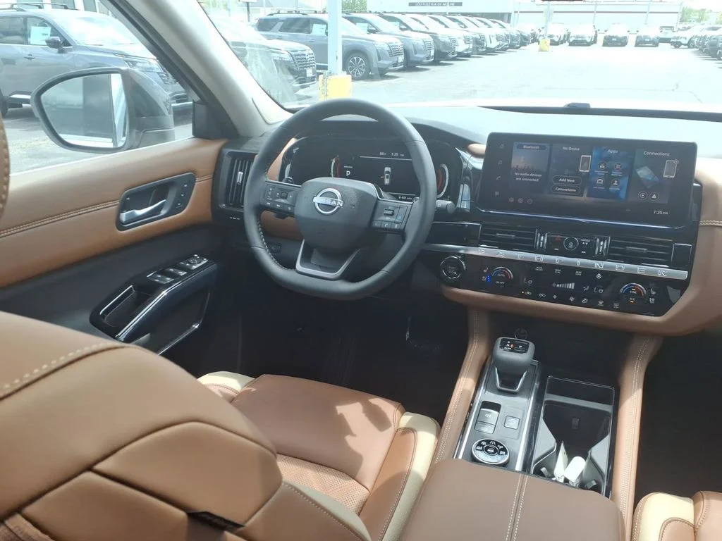 New 2026 White Nissan Platinum image 6