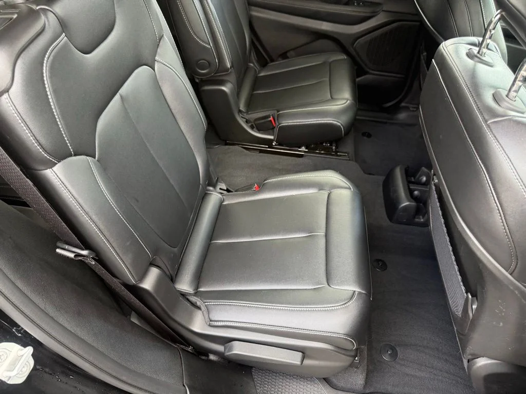Used 2023 Black Jeep Limited image 48