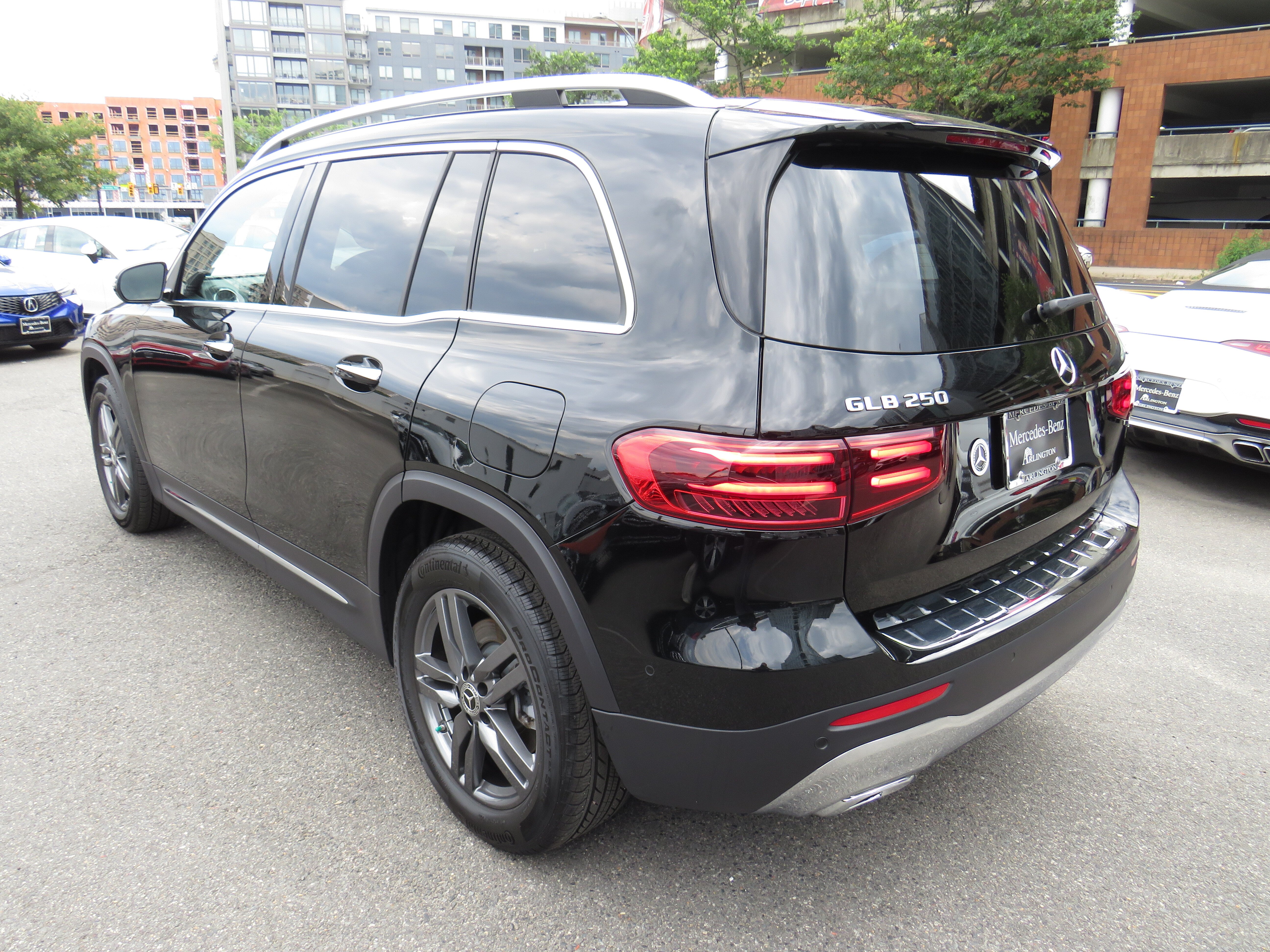 Used 2026 Night Black Mercedes-Benz GLB 250 4MATIC® image 2