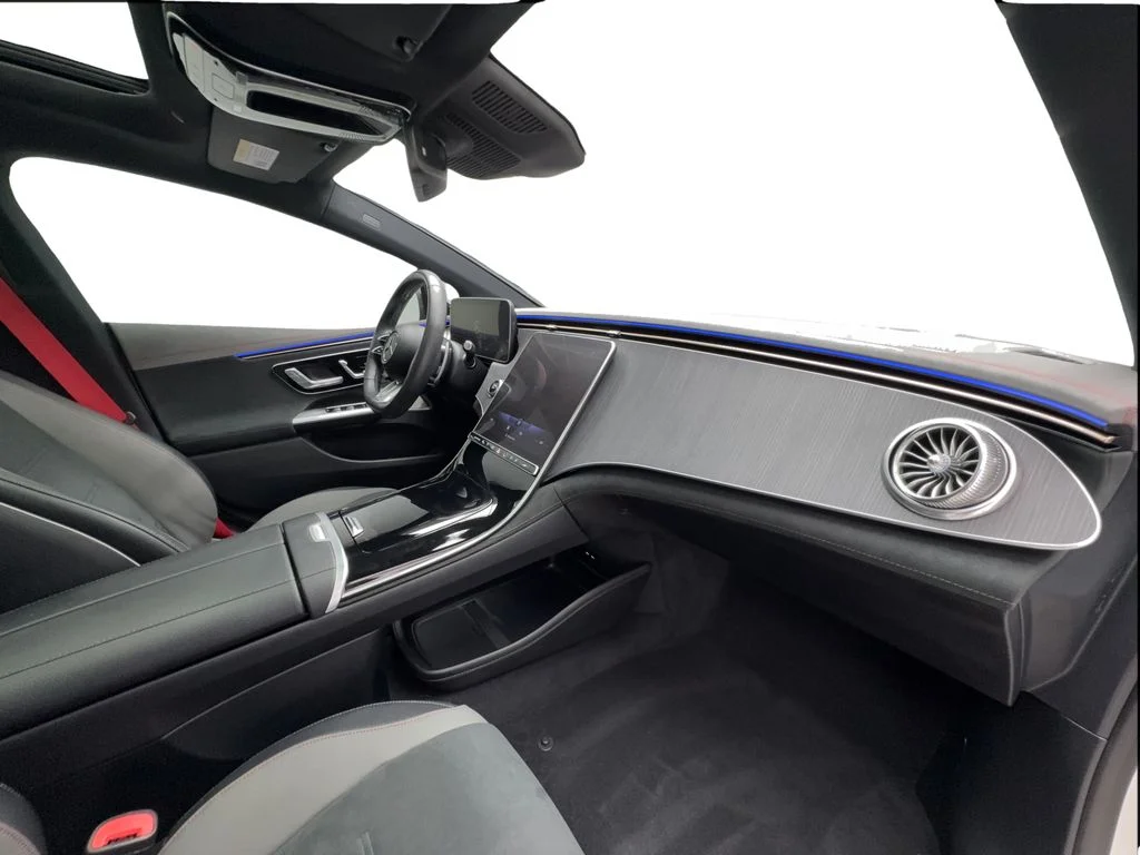 Used 2023 White Mercedes-Benz Base image 30