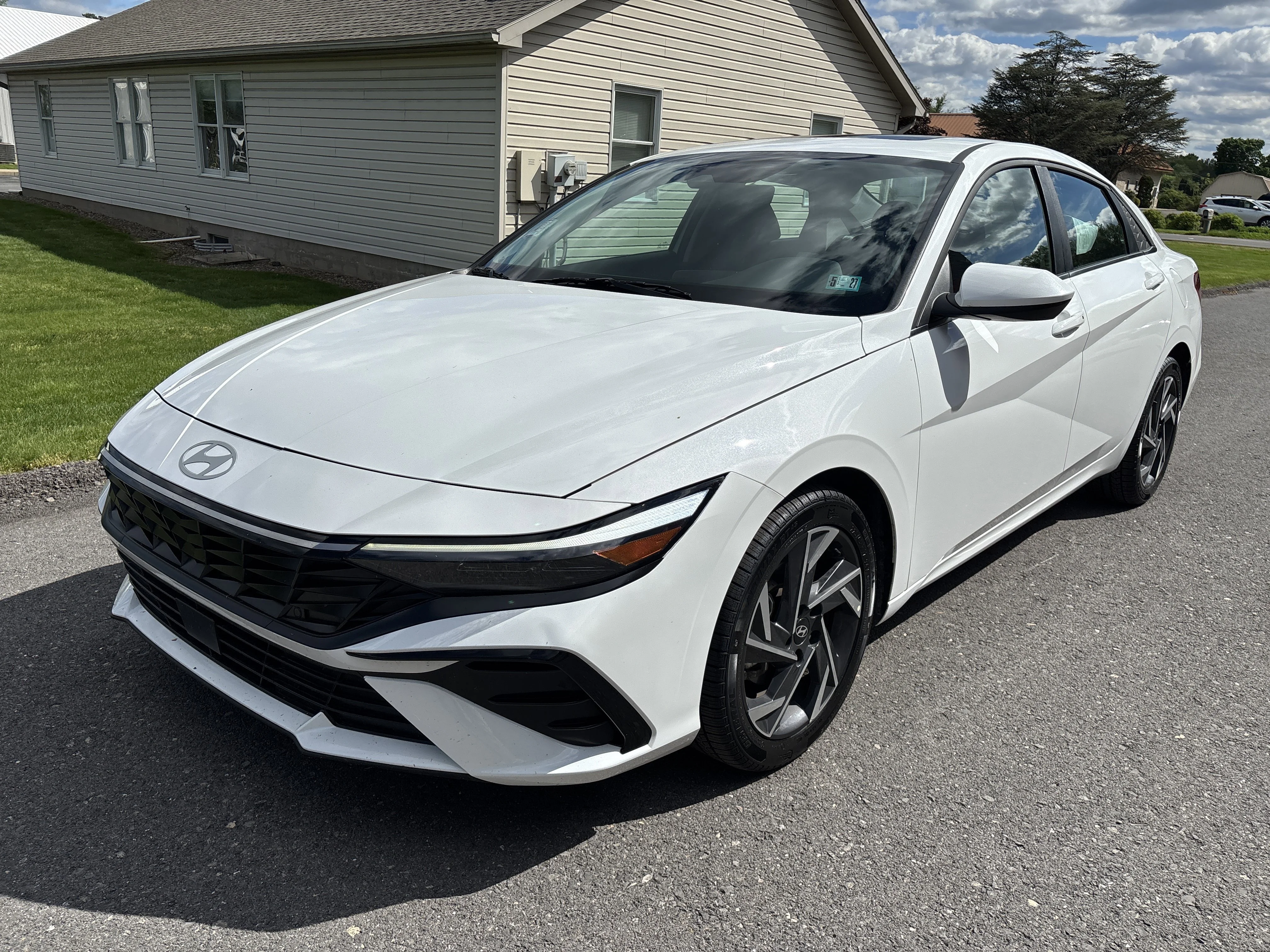 Used 2025 Serenity White Hyundai SEL Convenience image 8