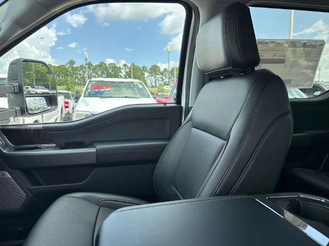 New 2026 Star White Metallic Tri-Coat Ford F-250® Lariat® image 46