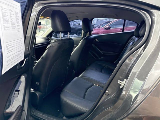 Used 2018 Machine Gray Metallic Mazda Grand Touring image 8