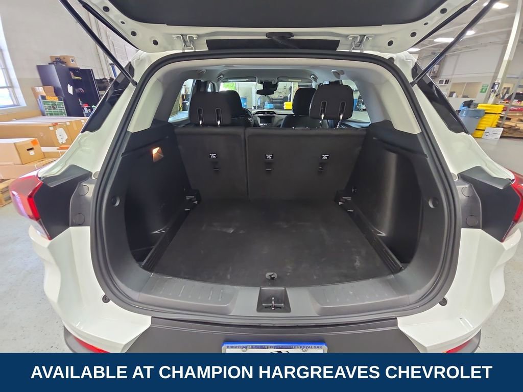 2023 Chevrolet TrailBlazer LS - Photo 34