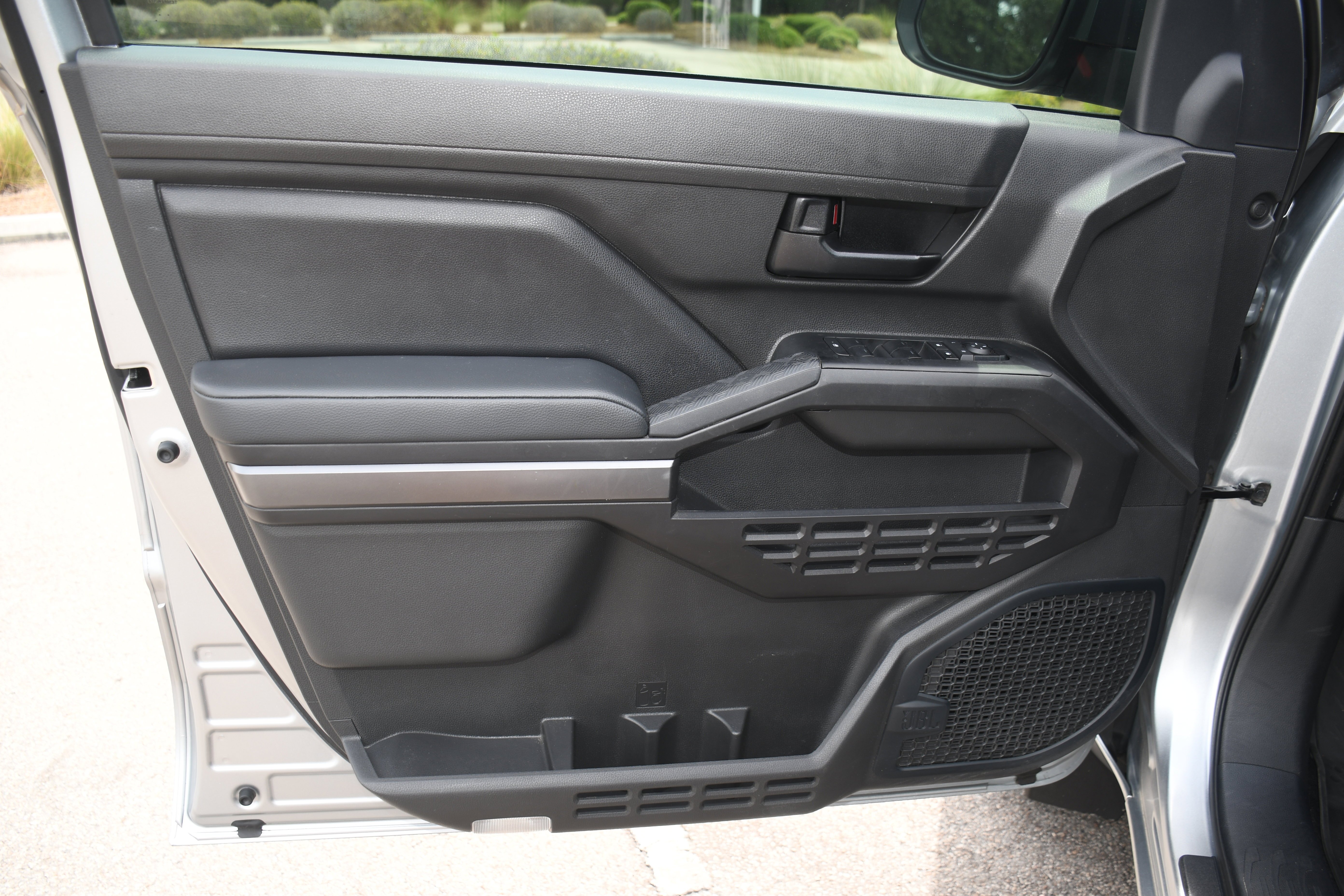 Used 2024 Silver Toyota SR5 image 9