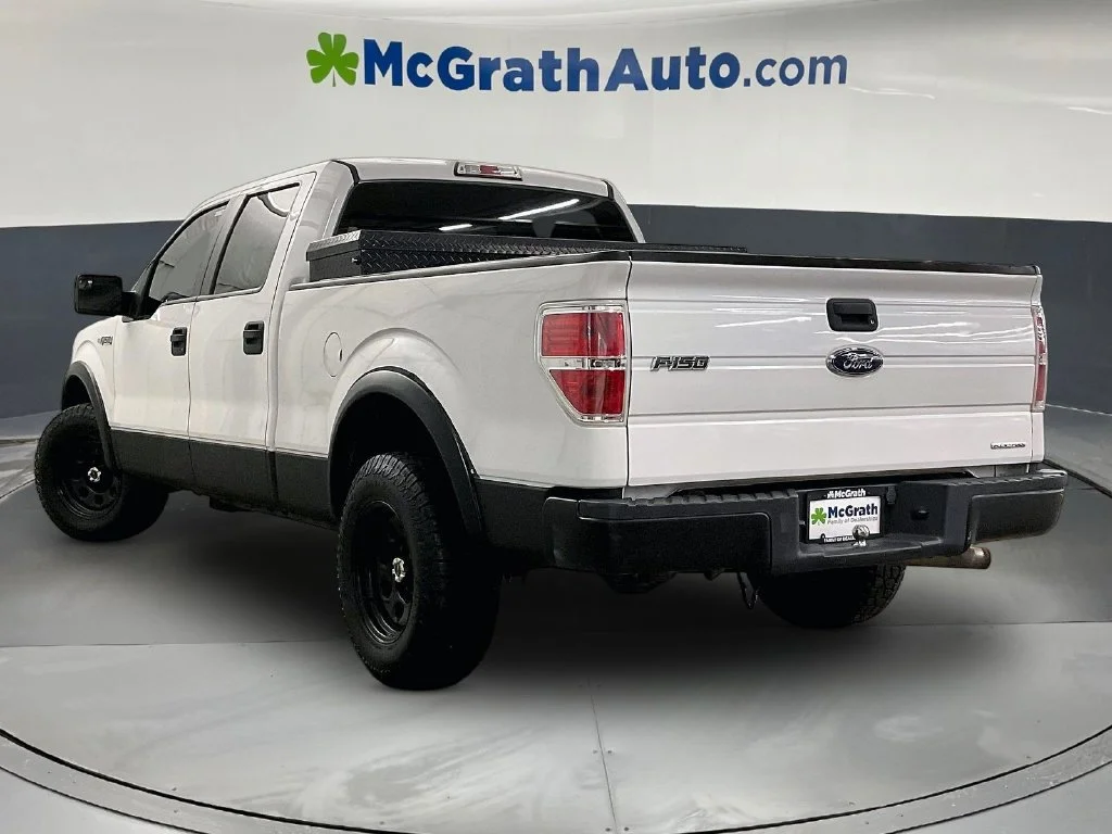 Used 2013 White Ford XL image 3