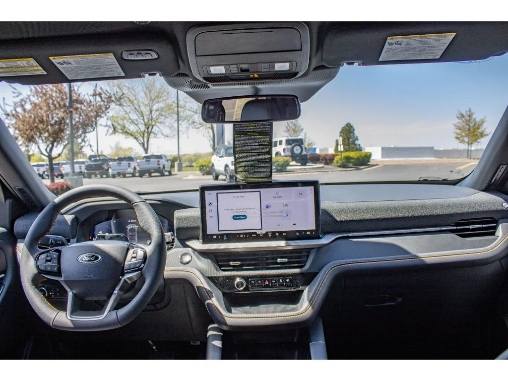 New 2026 SPACE WHITE METALLIC Ford Tremor image 20